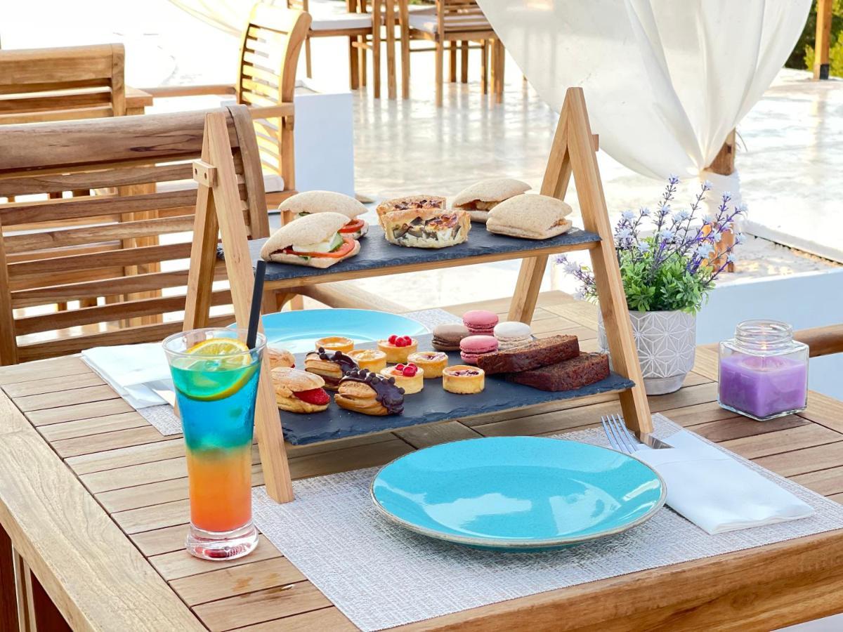 Pura Eco Retreat, Jubail Island Luxury tent *