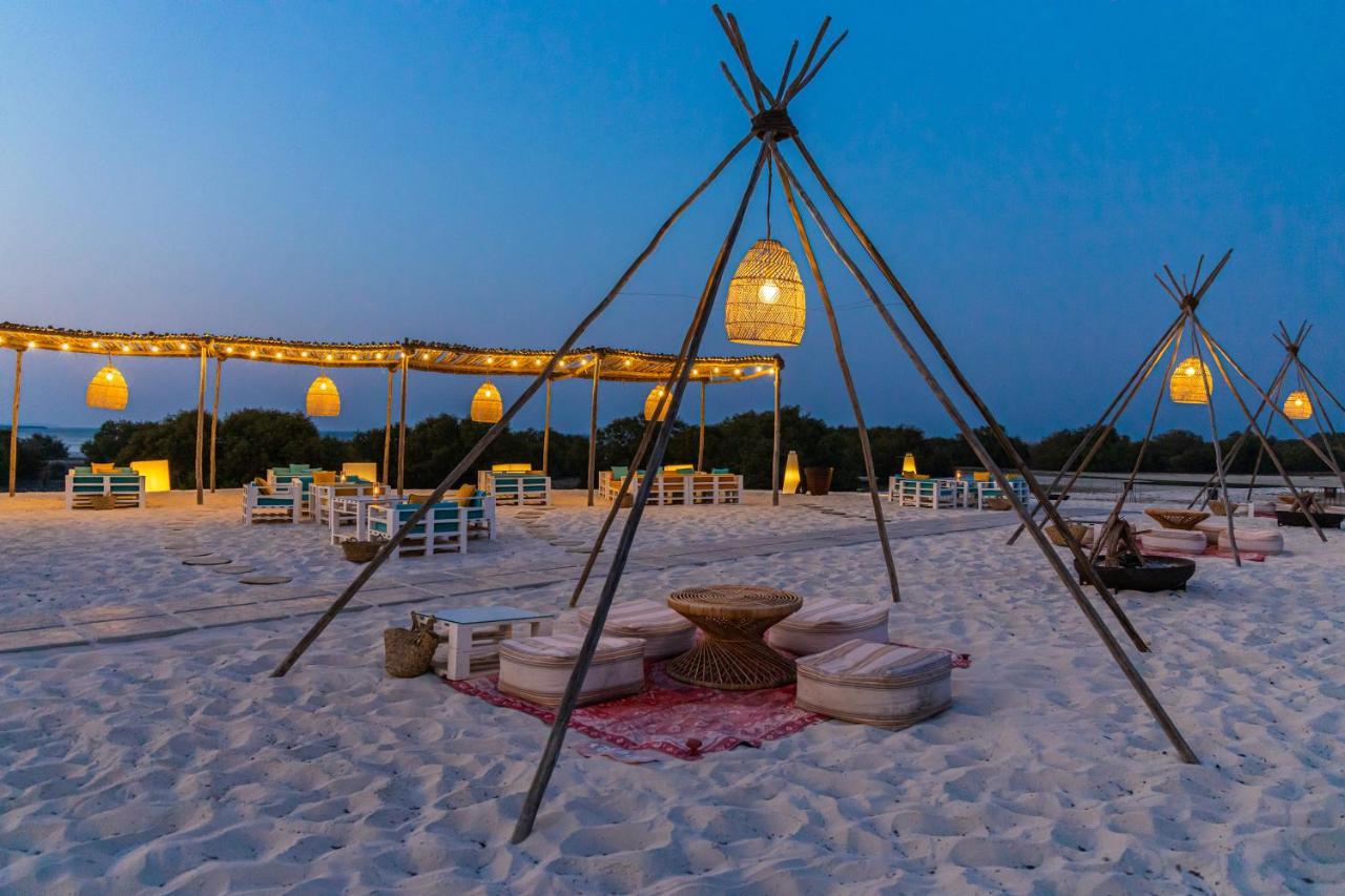 Pura Eco Retreat, Jubail Island Luxury tent